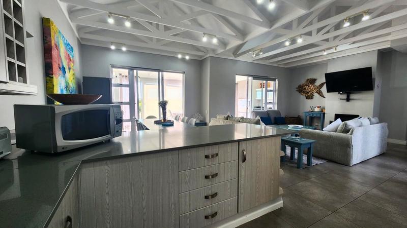 To Let 4 Bedroom Property for Rent in Pinnacle Point Golf Estate Western Cape